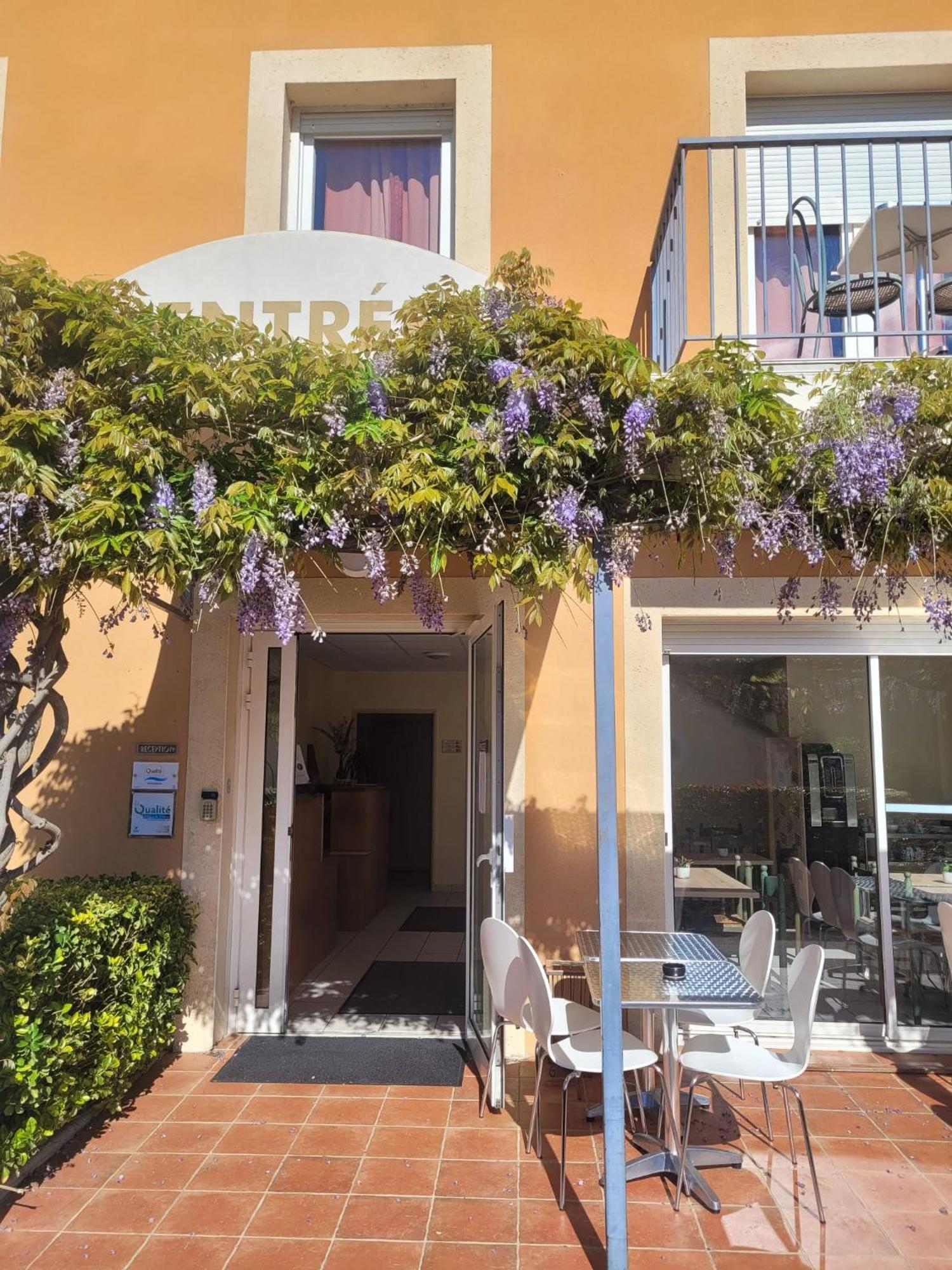 Hotel De L'Orb Bédarieux Kültér fotó